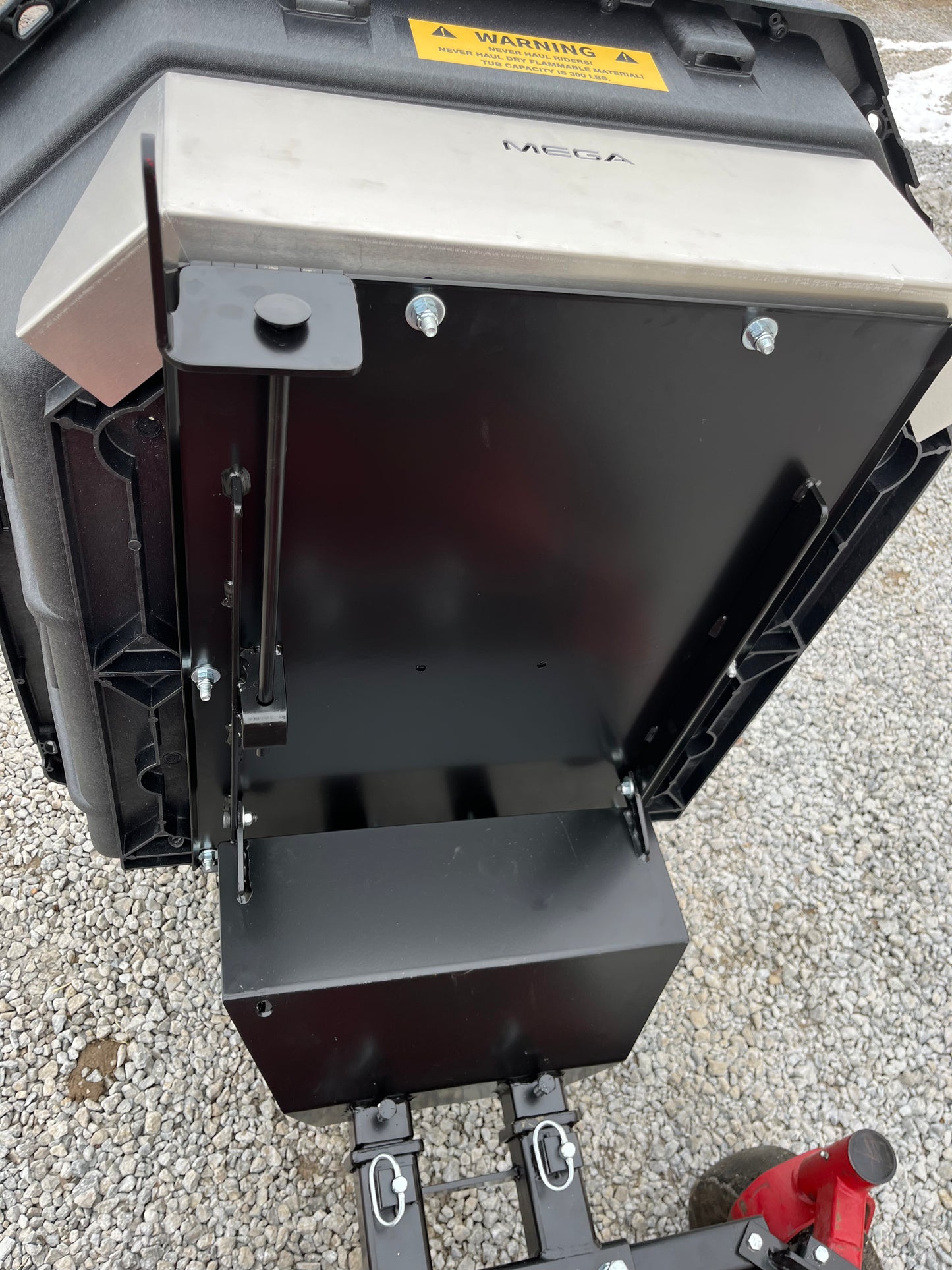 Adjustable Mount Mulch Bucket Kit