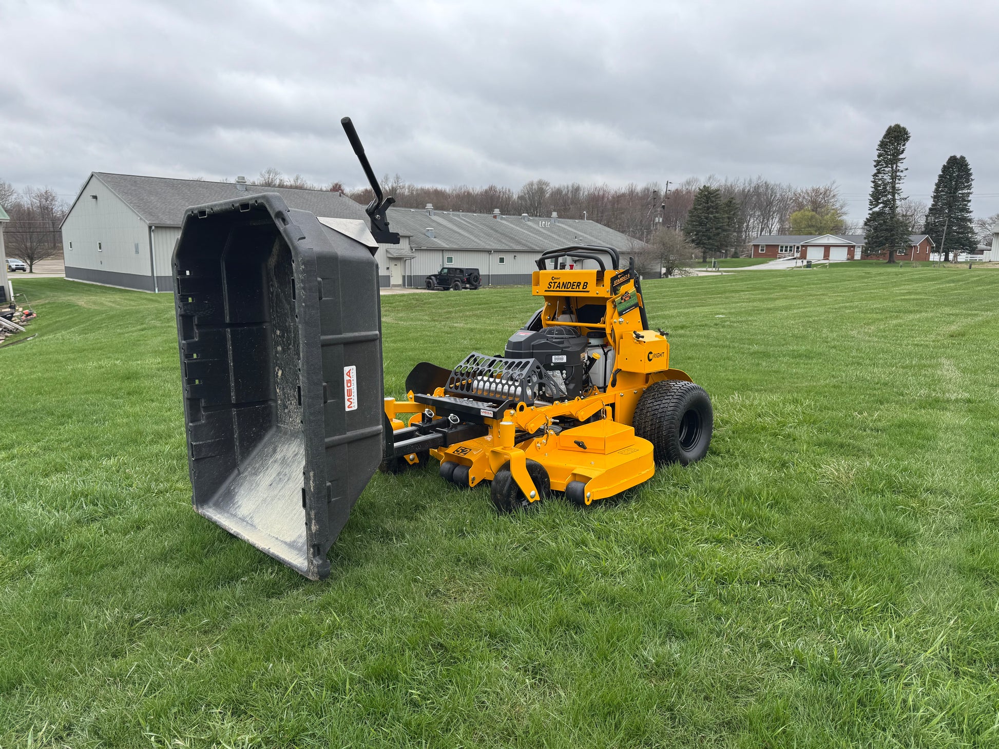 Top Mulch Bucket For Wright 