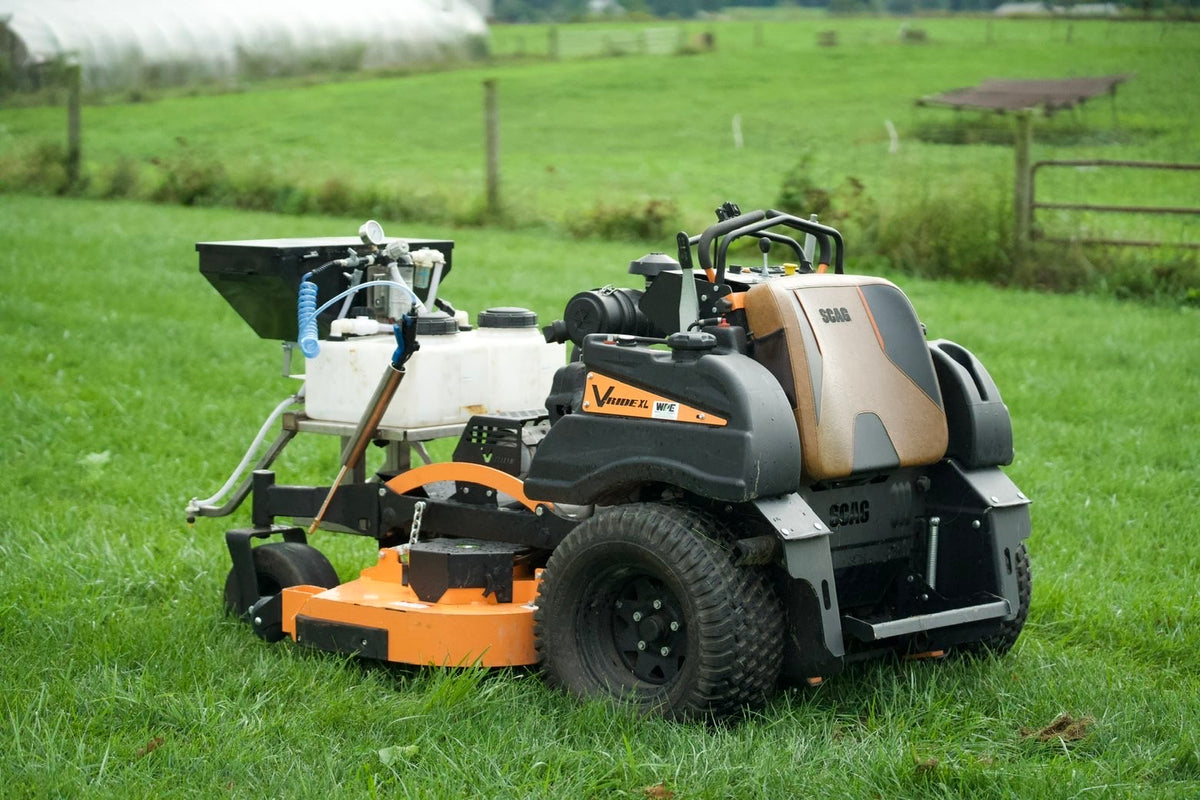 Mega Turf Rig Sprayer/Spreader
