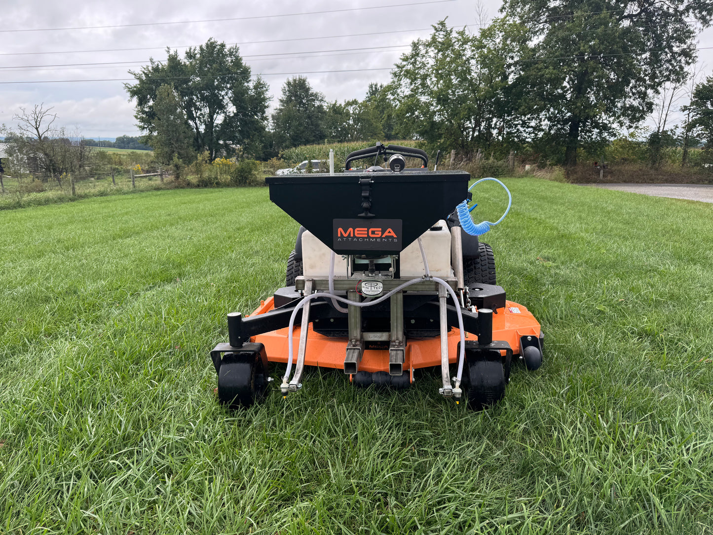 Mega Turf Rig Sprayer/Spreader