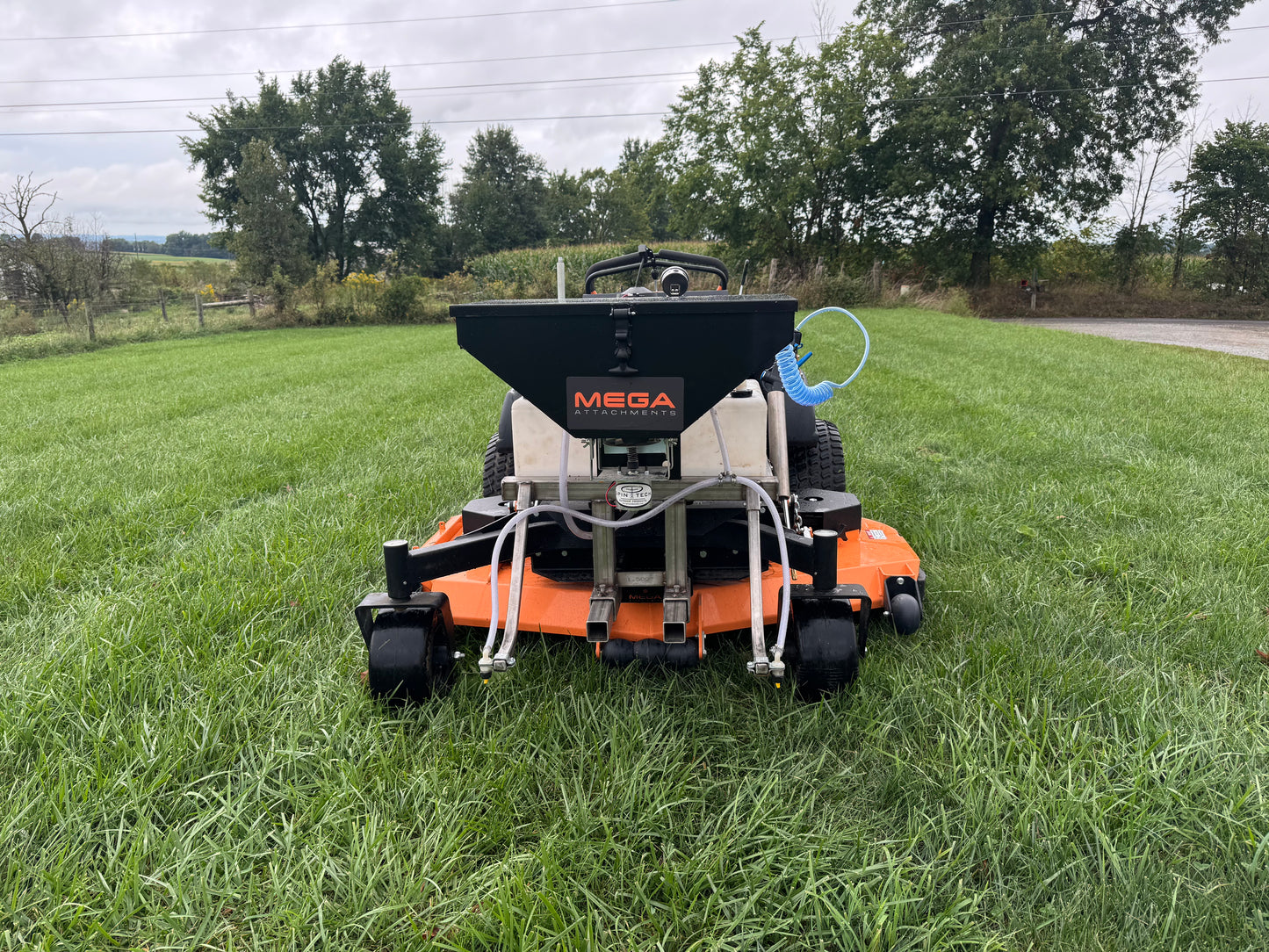 Mega Turf Rig Sprayer/Spreader