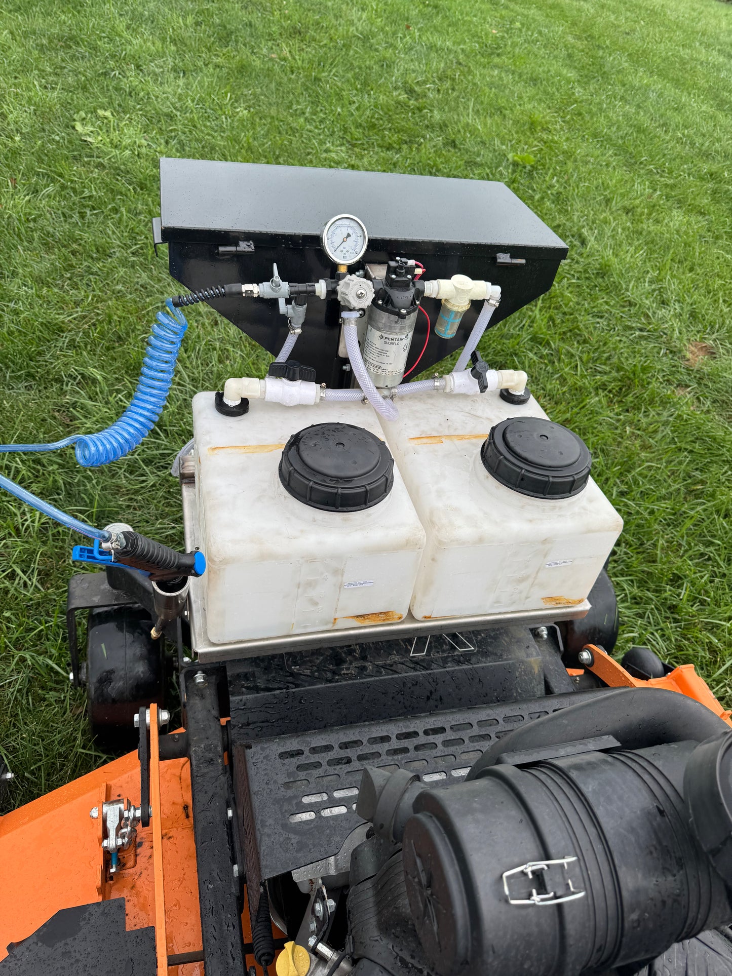 Mega Turf Rig Sprayer/Spreader